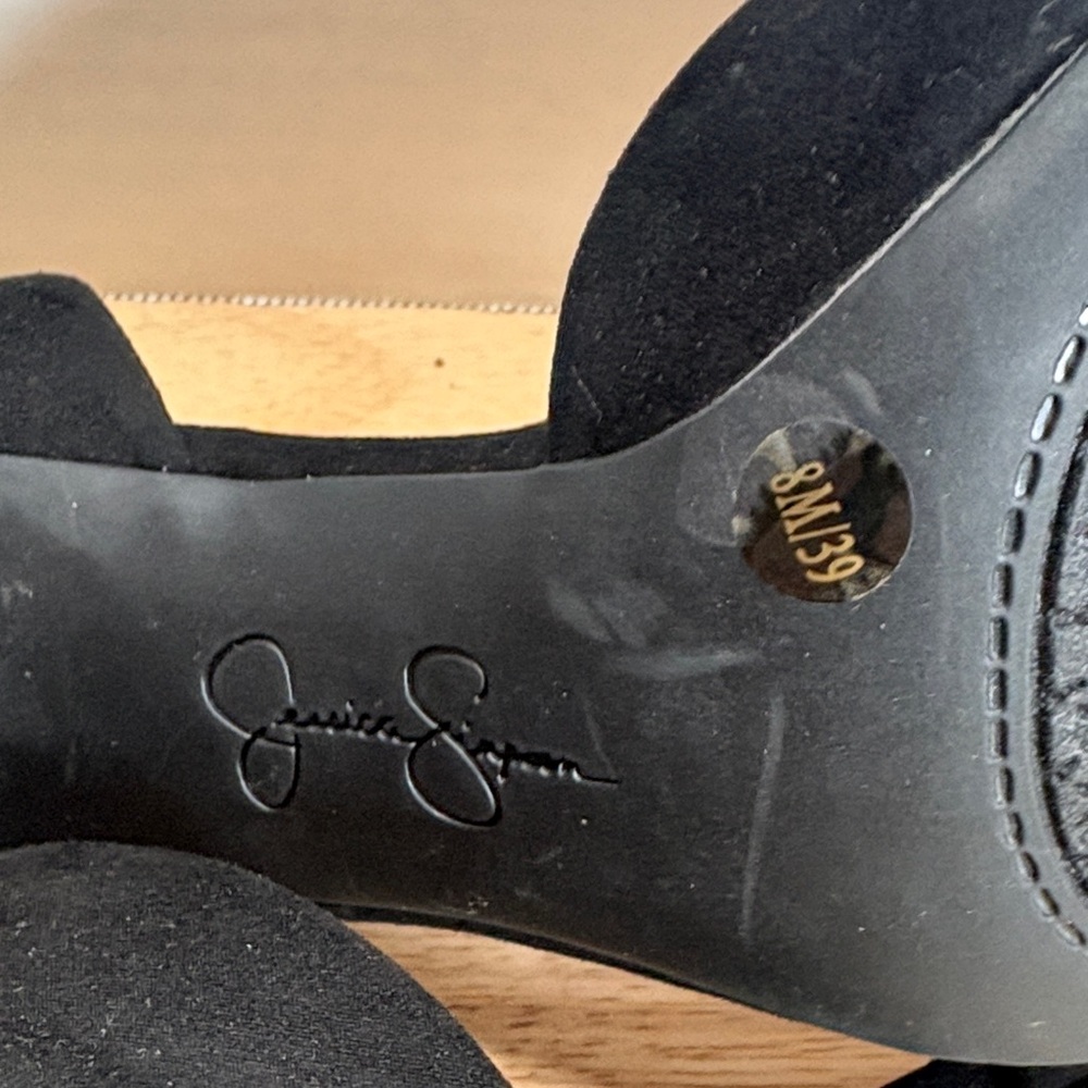 Jessica Simpson Black Pointed-Toe High Heel Pumps - Picture 7 of 10